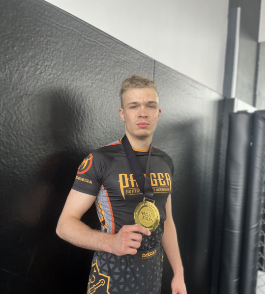 Студент Педиатрического университета завоевал золото на первенстве Санкт-Петербурга по грэпплингу
