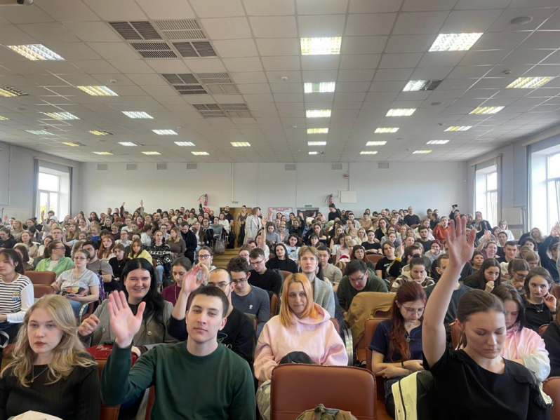 Будущие врачи СПбГПМУ узнали о возможностях трудоустройства в Республике Карелия 2