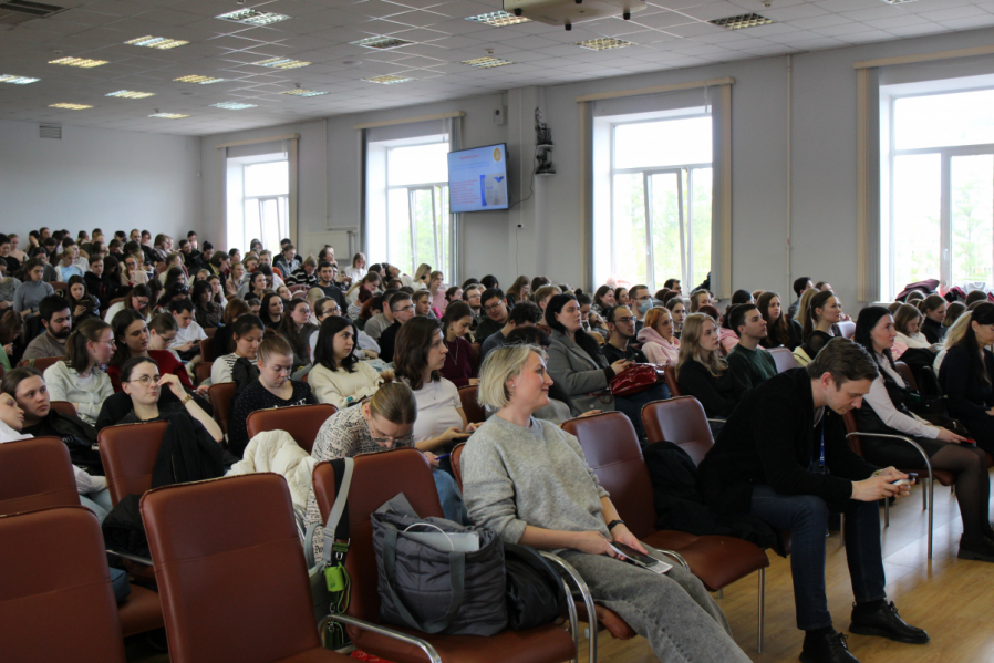 Будущие врачи СПбГПМУ узнали о возможностях трудоустройства в Республике Карелия 11