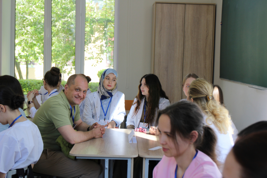 В Педиатрическом университете прошла Первая региональная олимпиада сестринского таланта по десмургии 3