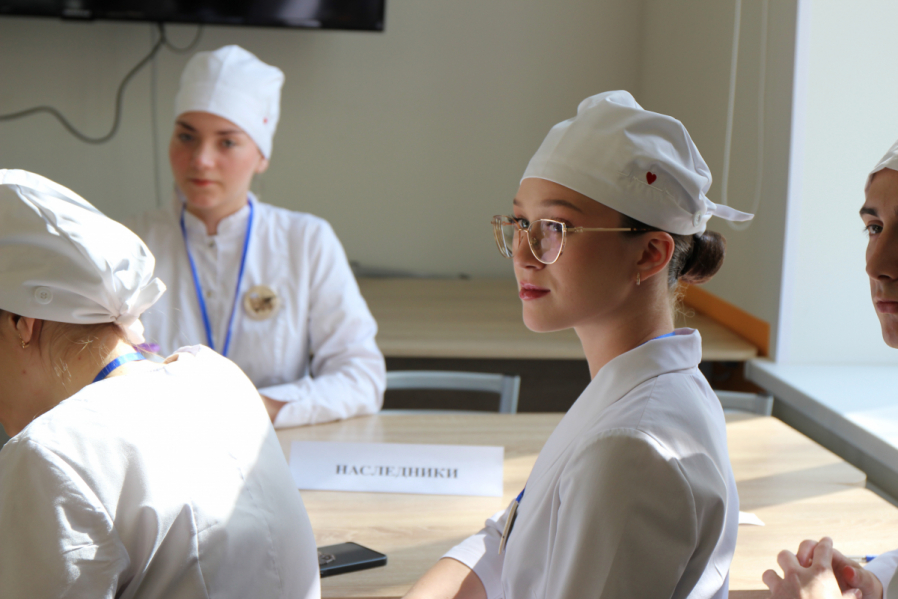В Педиатрическом университете прошла Первая региональная олимпиада сестринского таланта по десмургии 13