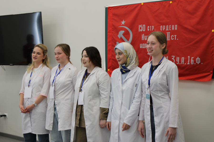 В Педиатрическом университете прошла Первая региональная олимпиада сестринского таланта по десмургии 19
