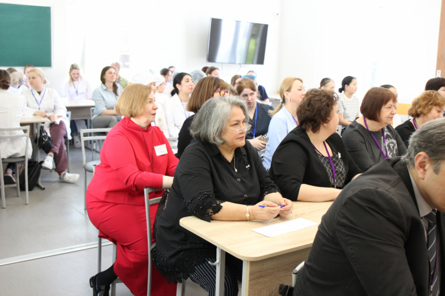 В Педиатрическом университете прошла Первая региональная олимпиада сестринского таланта по десмургии 20