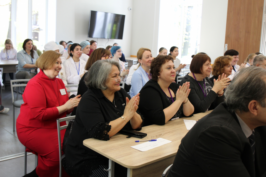 В Педиатрическом университете прошла Первая региональная олимпиада сестринского таланта по десмургии 23
