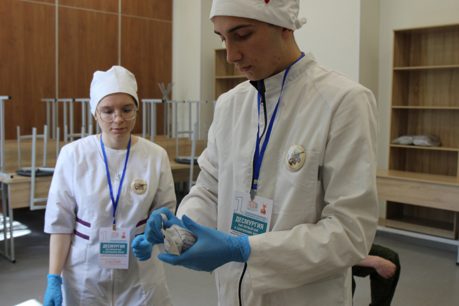 В Педиатрическом университете прошла Первая региональная олимпиада сестринского таланта по десмургии
