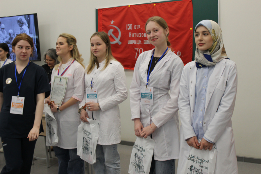 В Педиатрическом университете прошла Первая региональная олимпиада сестринского таланта по десмургии 52