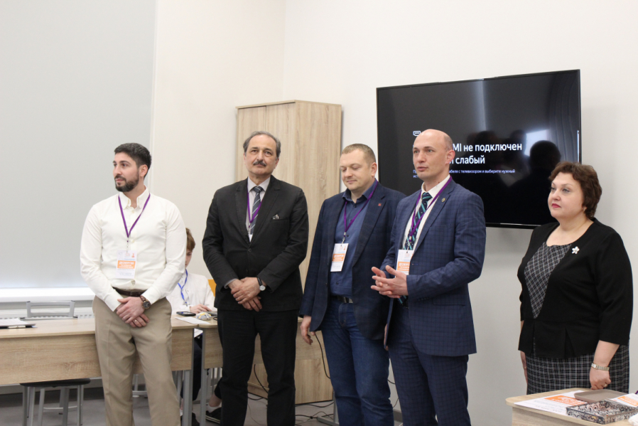 В Педиатрическом университете прошла Первая региональная олимпиада сестринского таланта по десмургии 64