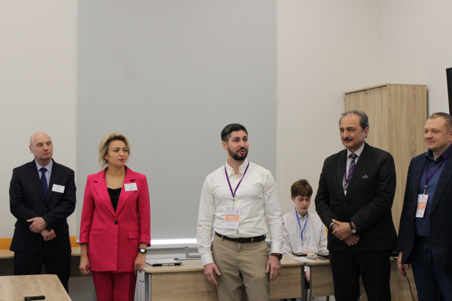 В Педиатрическом университете прошла Первая региональная олимпиада сестринского таланта по десмургии 66