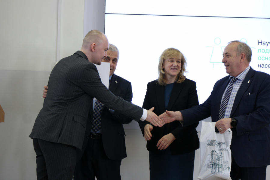 В Педиатрическом университете подвели итоги конгресса ординаторов 16