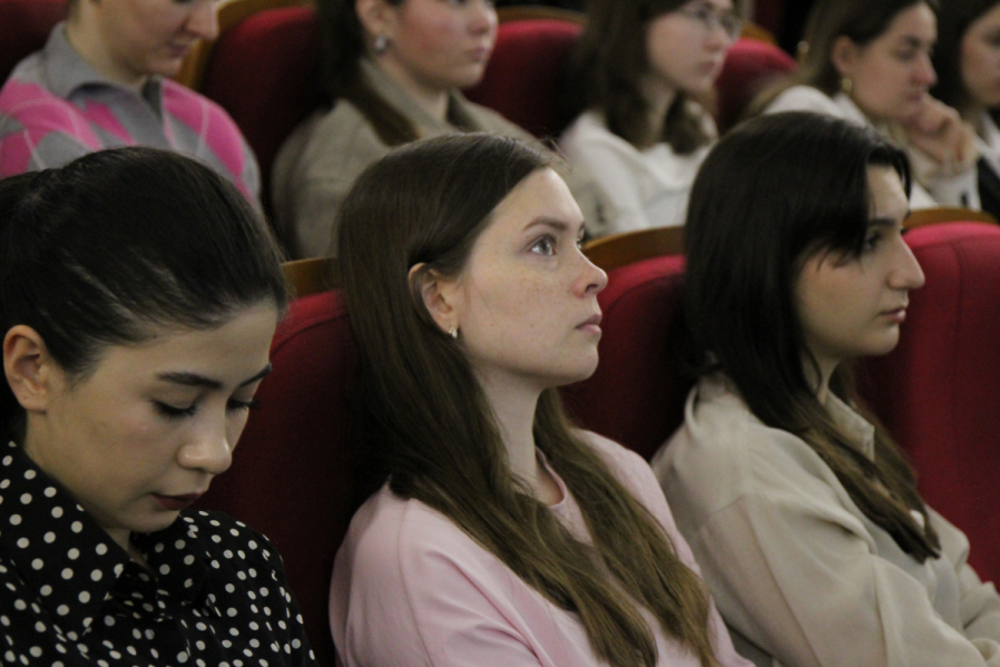 Виталий Резник: «За год врачи Педиатрического университета выполнили более 30 внутриутробных операций» 4