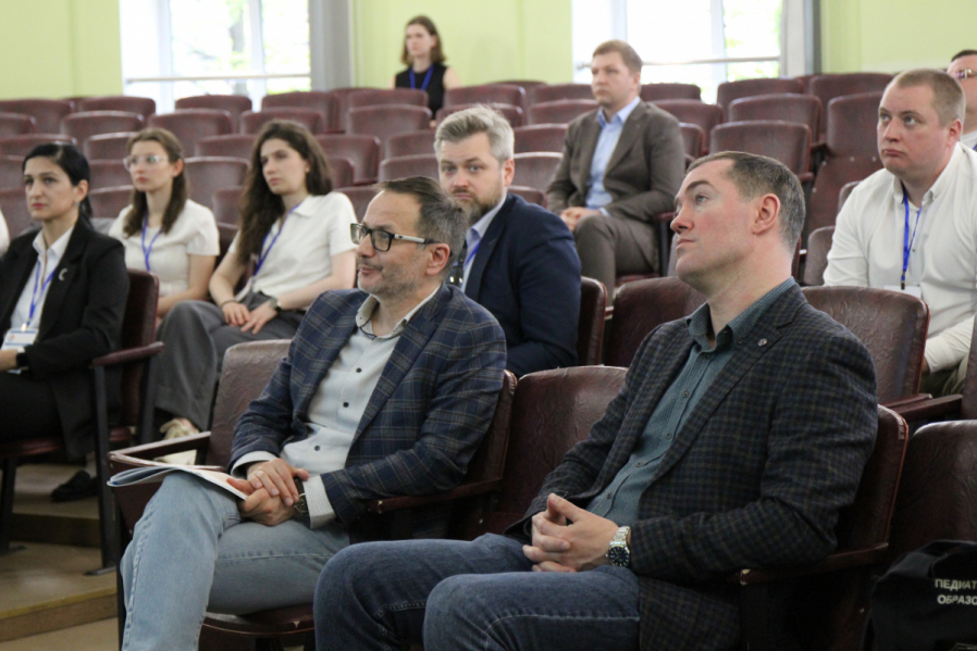 В Педиатрическом университете подвели работы IX национального  конгресса с международным участием «Здоровые дети – будущее страны» 74