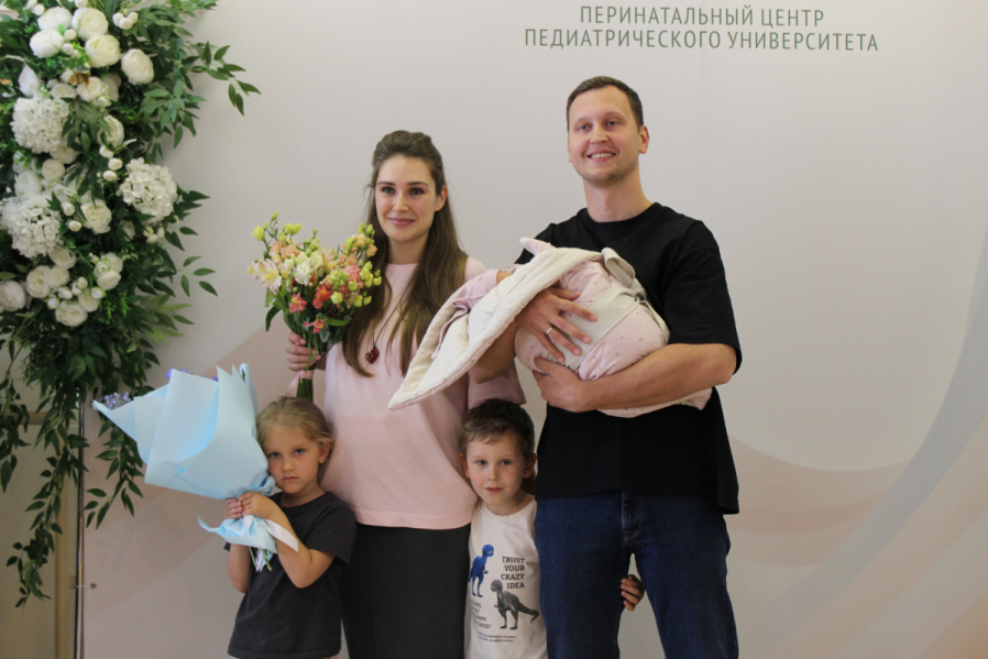 «Если захочет заниматься футболом, мы поддержим»: из Перинатального центра Педиатрического университета выписали малышей, родившихся в день 100-летия клуба «Зенит» 4