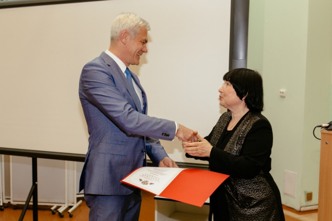 Петербургских педиатров поздравили с Днем медицинского работника 4