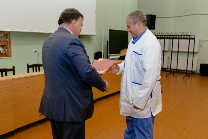 Петербургских педиатров поздравили с Днем медицинского работника 6