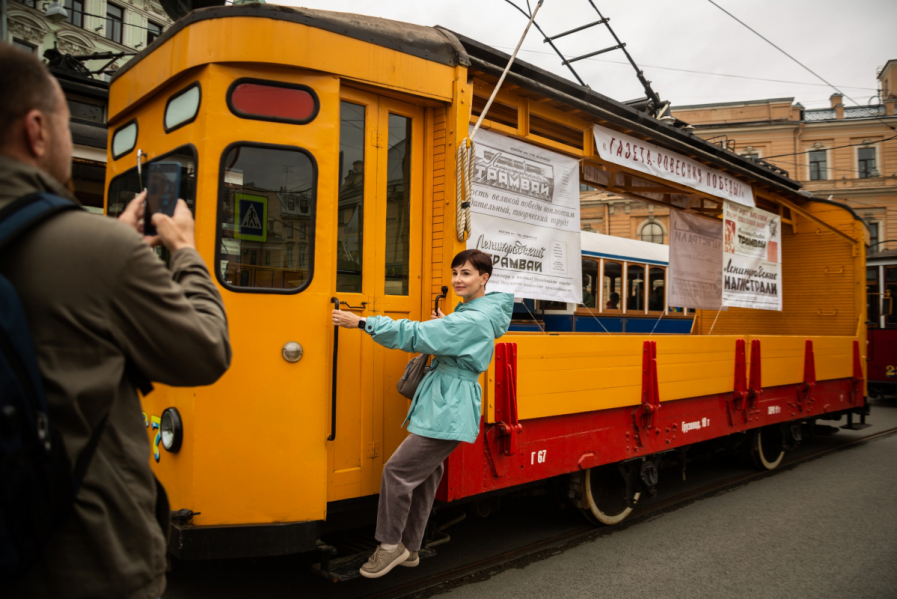 В год 100-летия Педиатрического университета Горэлектротранс предлагает детям участие в конкурсе рисунков «Трамваи не чихают» 3