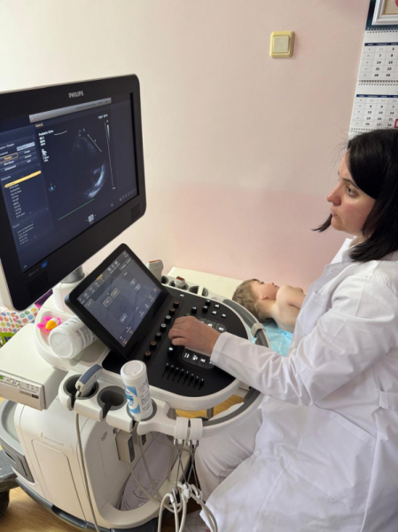 Специалисты Педиатрического университета осмотрели детей с врождёнными пороками сердца в Пскове 2