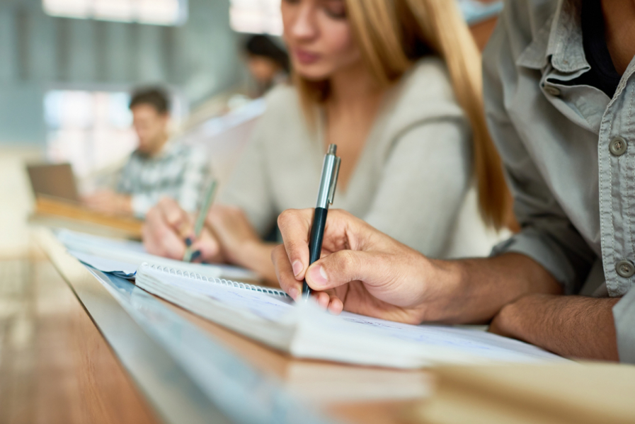 Конкурс на получение именных стипендий Правительства Санкт-Петербурга