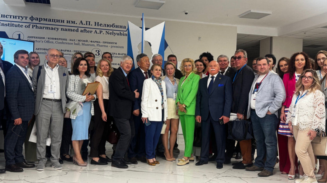 Делегация кафедры и клиники отоларингологии Педиатрического университета выступила на конгрессе по заболеваниям органов головы и шеи 3