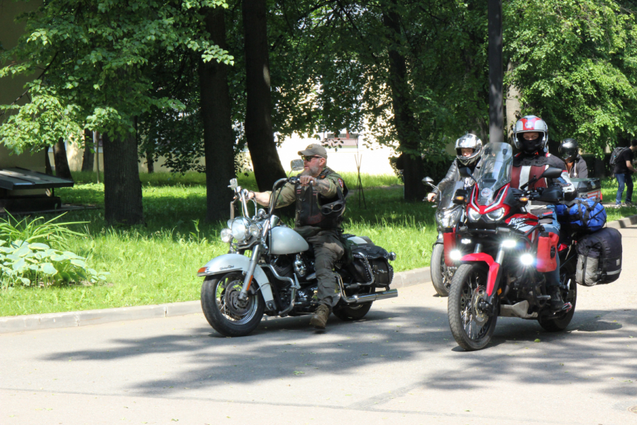 Мотопробег медиков стартовал в Педиатрическом университете 3