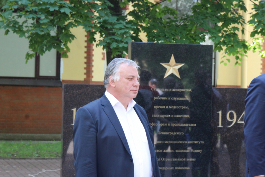 Мотопробег медиков стартовал в Педиатрическом университете 13