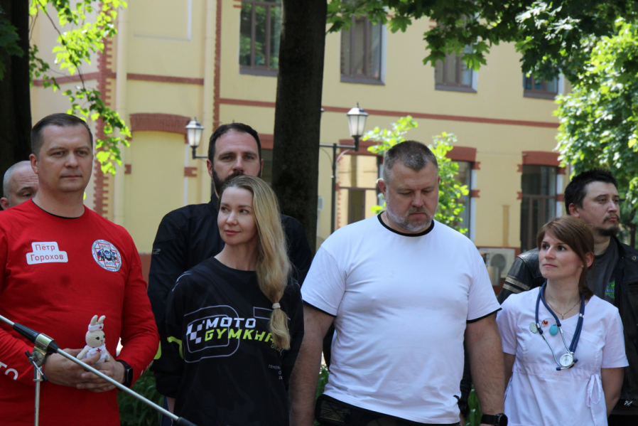 Мотопробег медиков стартовал в Педиатрическом университете 16