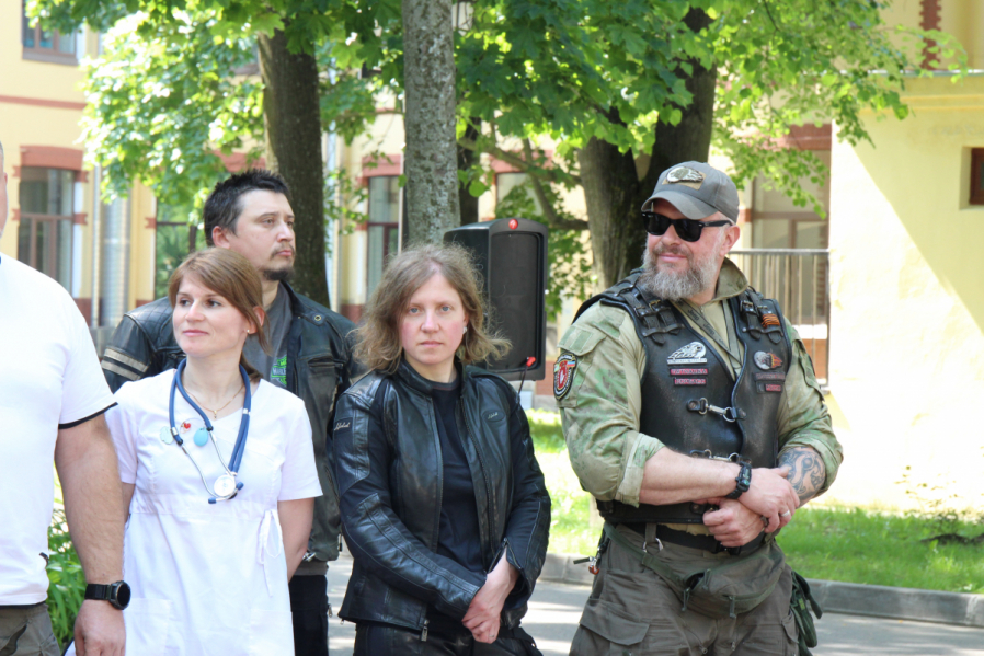 Мотопробег медиков стартовал в Педиатрическом университете 17