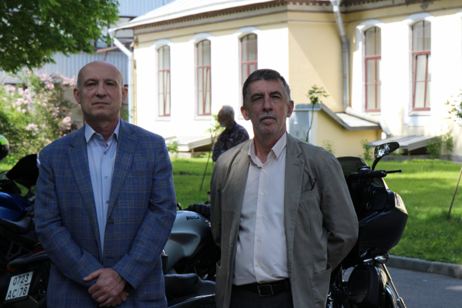 Мотопробег медиков стартовал в Педиатрическом университете 21