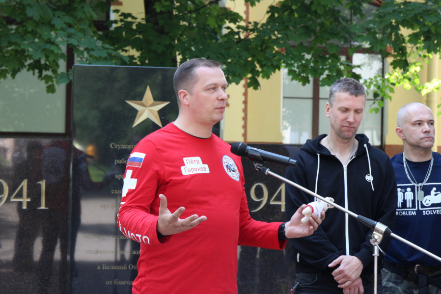 Мотопробег медиков стартовал в Педиатрическом университете 24