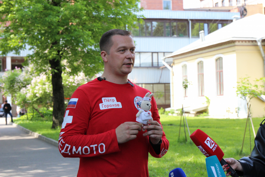 Мотопробег медиков стартовал в Педиатрическом университете 34