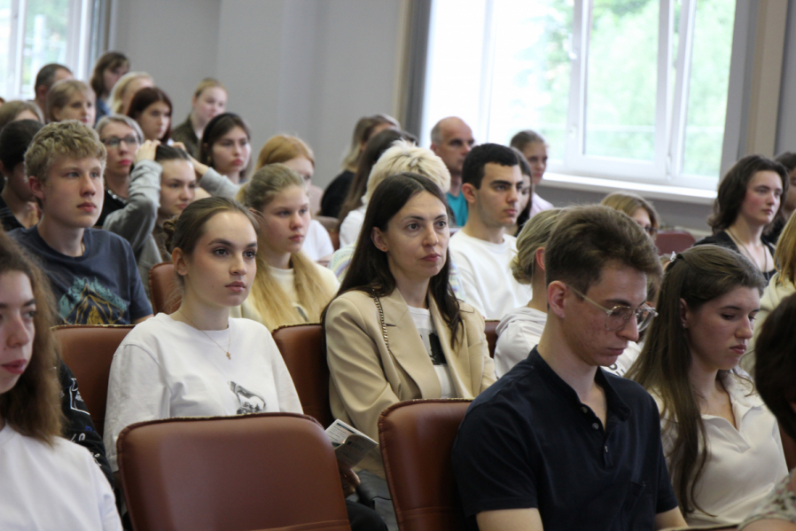 Педиатрический университет открывает двери для абитуриентов 6