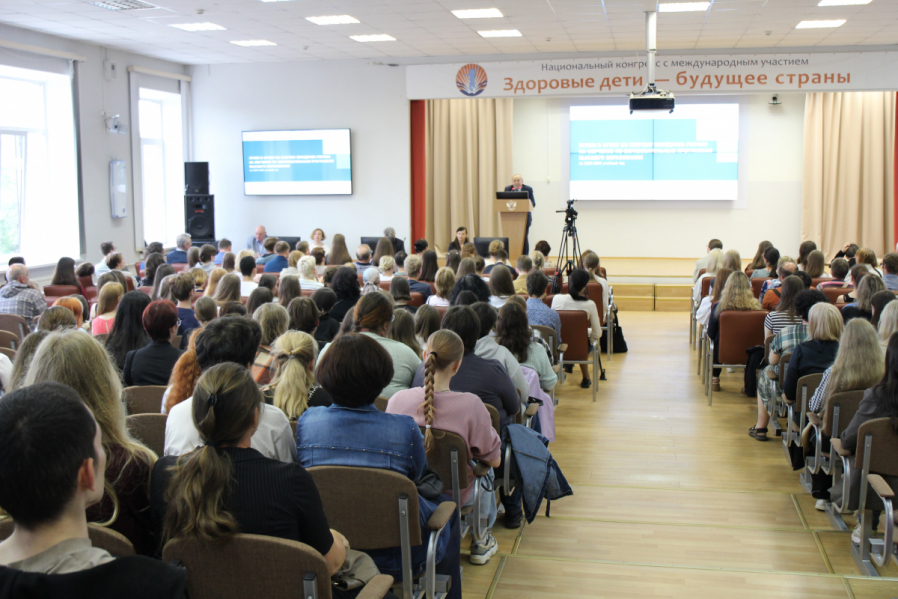 Педиатрический университет открывает двери для абитуриентов 11