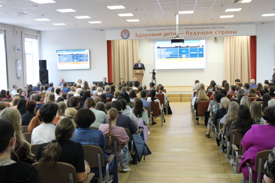 Педиатрический университет открывает двери для абитуриентов