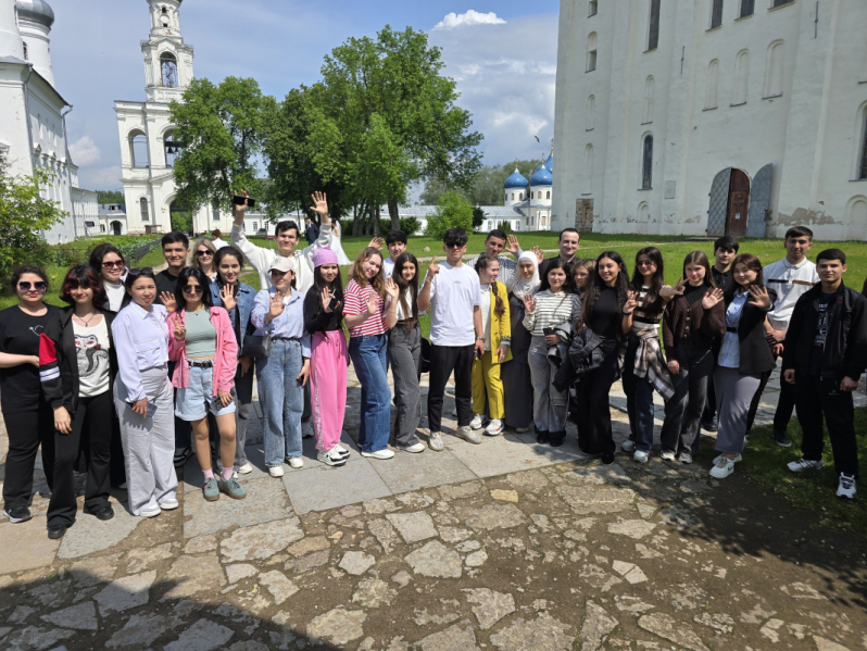 Открывая Россию: иностранные студенты Педиатрического университета посетили Выборг и Великий Новгород 5
