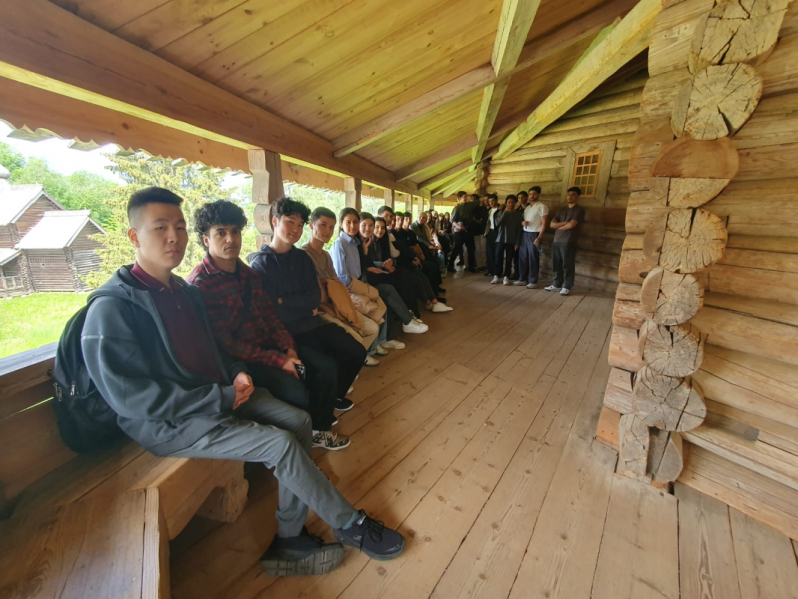 Открывая Россию: иностранные студенты Педиатрического университета посетили Выборг и Великий Новгород 11