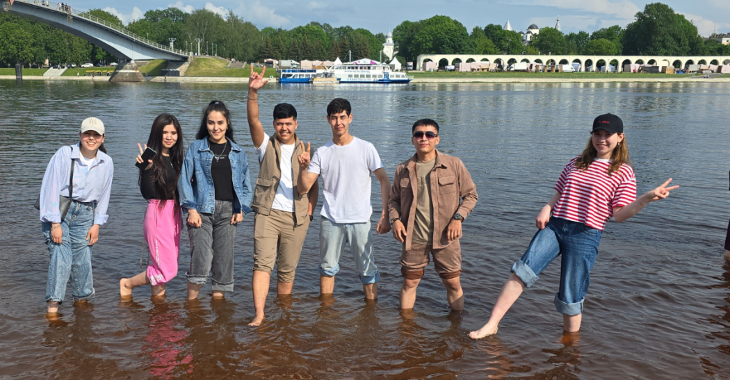 Открывая Россию: иностранные студенты Педиатрического университета посетили Выборг и Великий Новгород 19