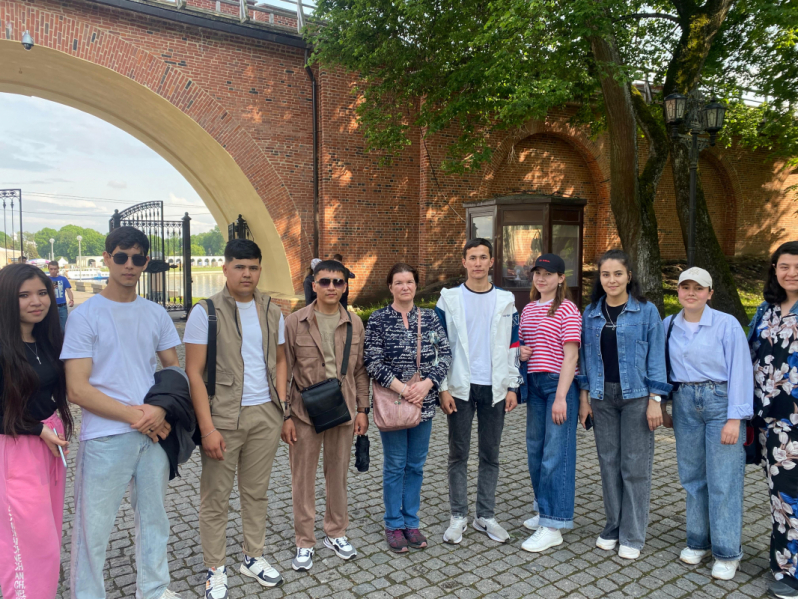 Открывая Россию: иностранные студенты Педиатрического университета посетили Выборг и Великий Новгород 21