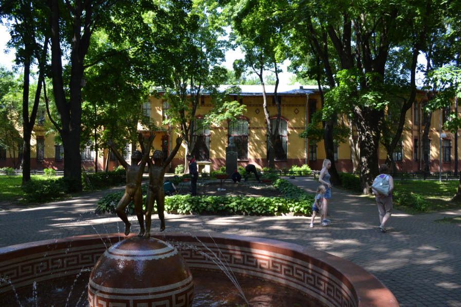 Микрохирурги Педиатрического восстановили кисть 11-летнему ребёнку