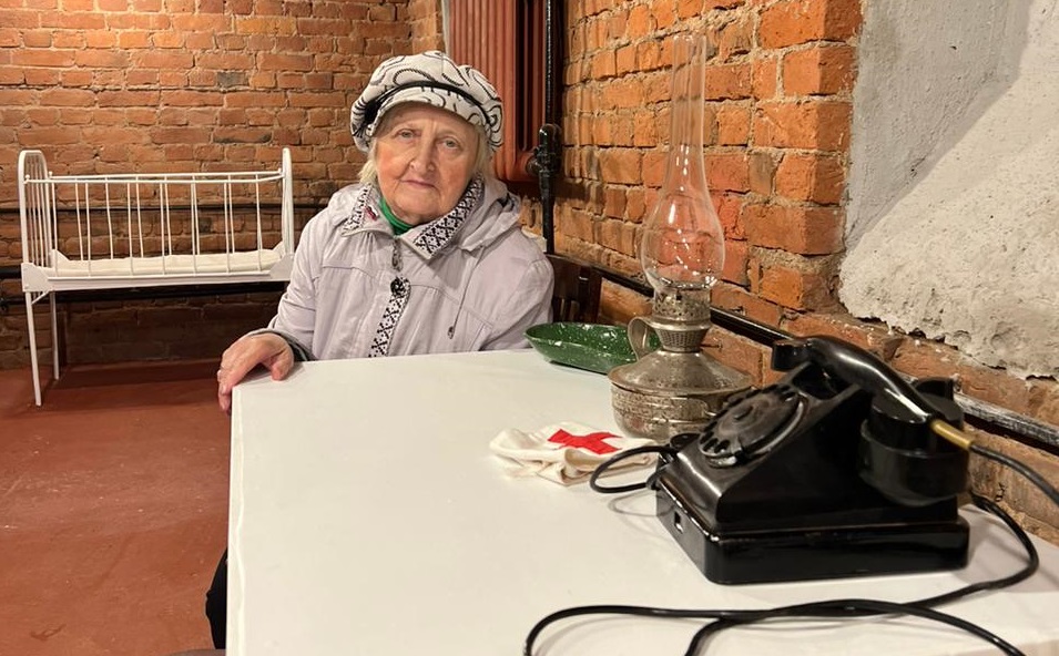 Первым гостем нового музейного пространства Педиатрического университета стала ветеран Татьяна Фомина