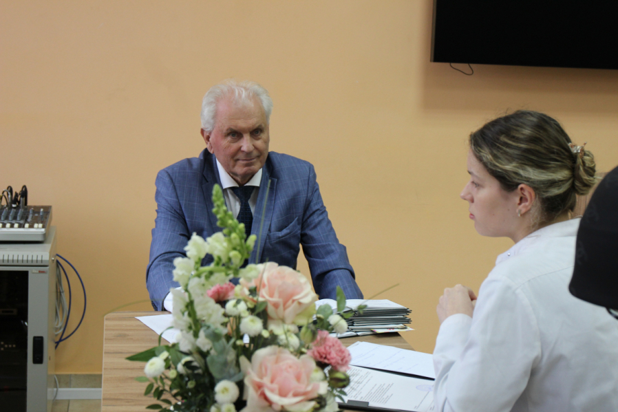 Шестикурсники Педиатрического университета прошли Государственную итоговую аттестацию 24