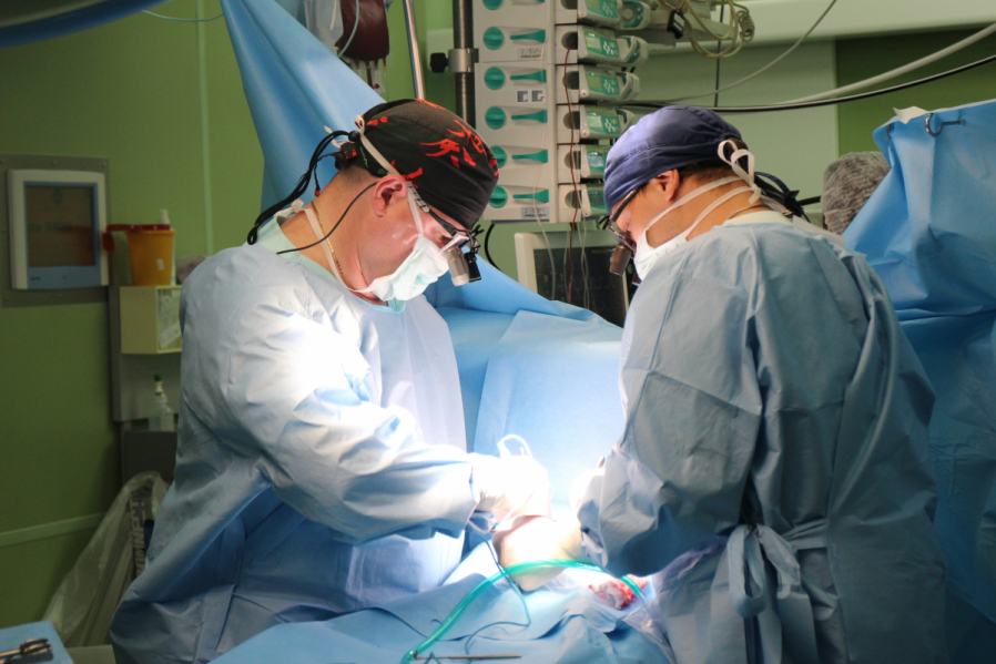 Врачи Педиатрического университета провели новорожденному с редкой патологией операцию на сердце, применив современные технологии медицинской визуализации