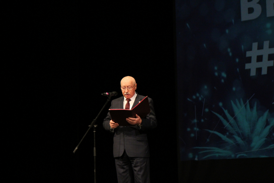 Выпуск столетия: в Педиатрическом университете вручили дипломы выпускникам 11