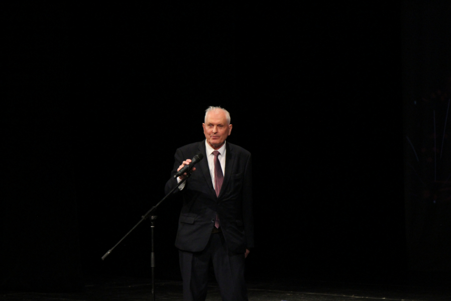 Выпуск столетия: в Педиатрическом университете вручили дипломы выпускникам 69