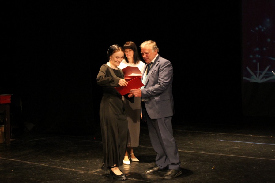 Выпуск столетия: в Педиатрическом университете вручили дипломы выпускникам 89