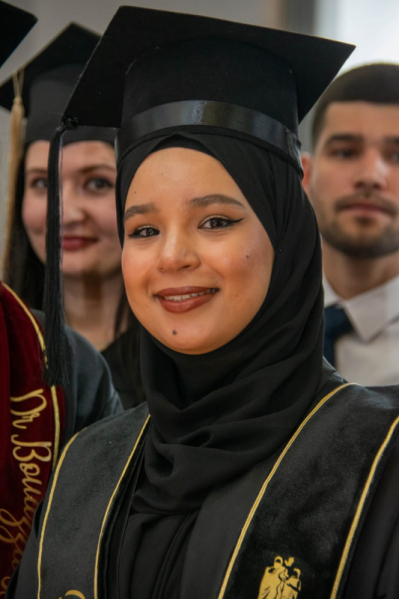 Иностранным выпускникам Педиатрического университета вручили дипломы о высшем образовании 4