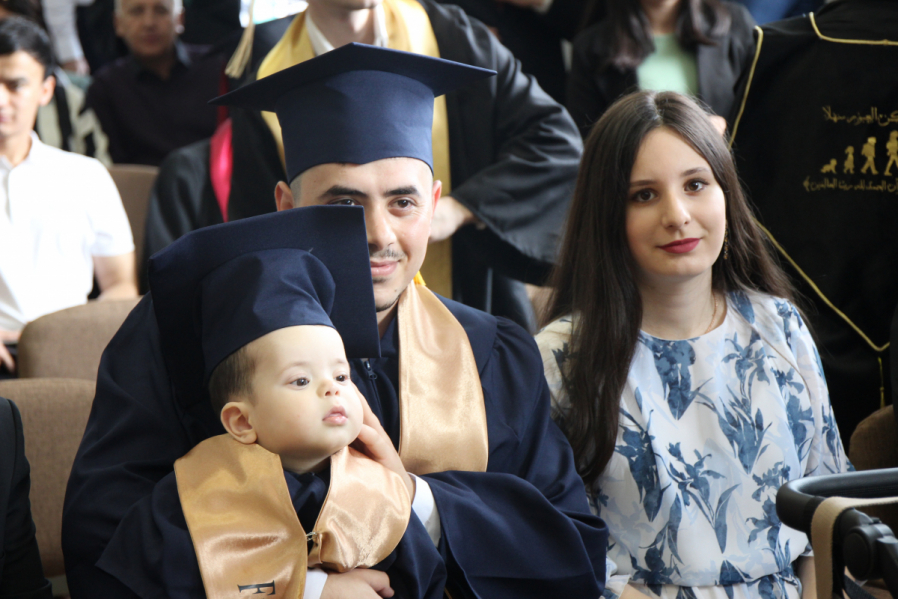 Иностранным выпускникам Педиатрического университета вручили дипломы о высшем образовании 7