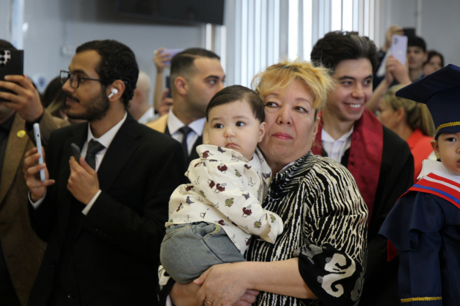 Иностранным выпускникам Педиатрического университета вручили дипломы о высшем образовании 12