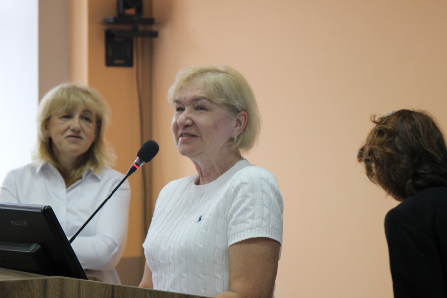 В Педиатрическом университете вручили дипломы врачам-ординаторам 31