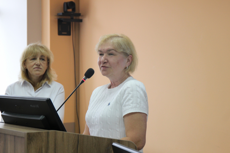 В Педиатрическом университете вручили дипломы врачам-ординаторам 32