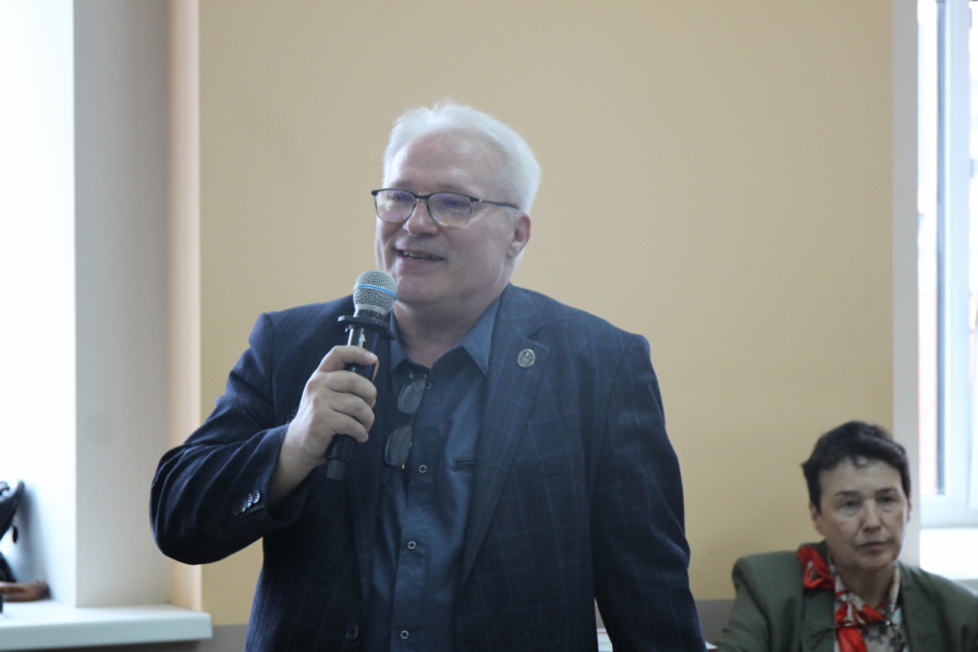 В Педиатрическом университете вручили дипломы врачам-ординаторам 39