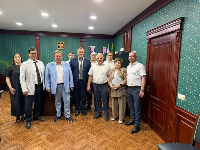 Делегация экспертов Педиатрического университета под руководством главного неонатолога Минздрава России посетила Дагестан